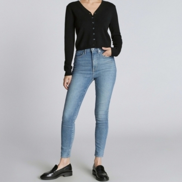 Everlane Denim - Everlane slim light wash casual denim Jeans